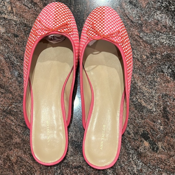 Ann Taylor Smitten, Pretty Slip-on Flats with Woven Fabric Upper - Picture 5 of 8